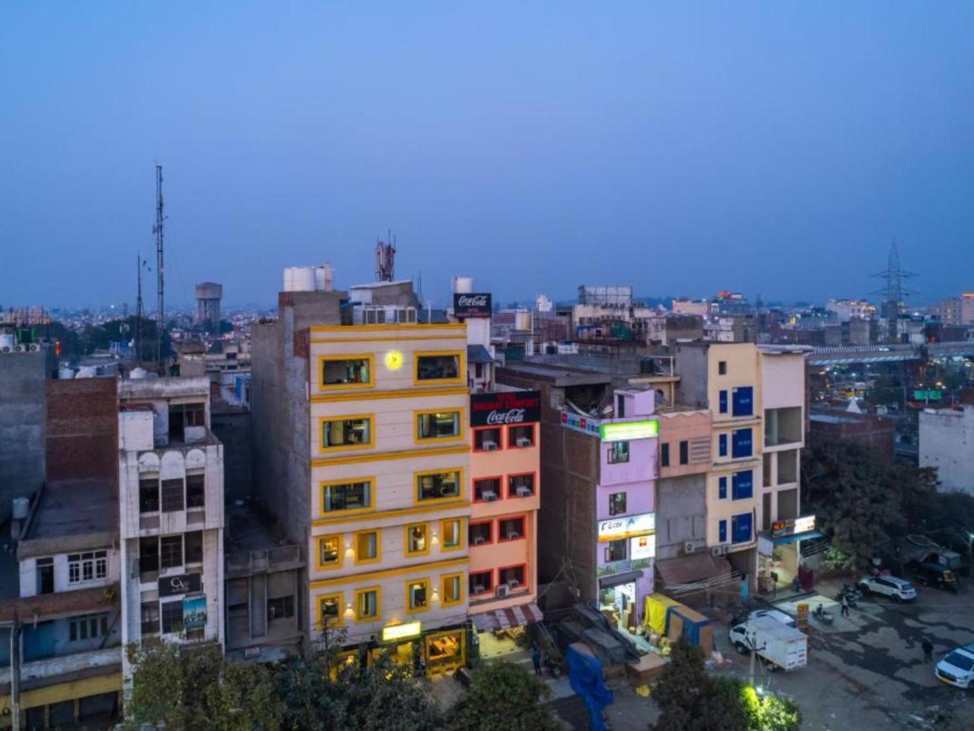 The Hosteller Amritsar, Near Golden Temple エクステリア 写真