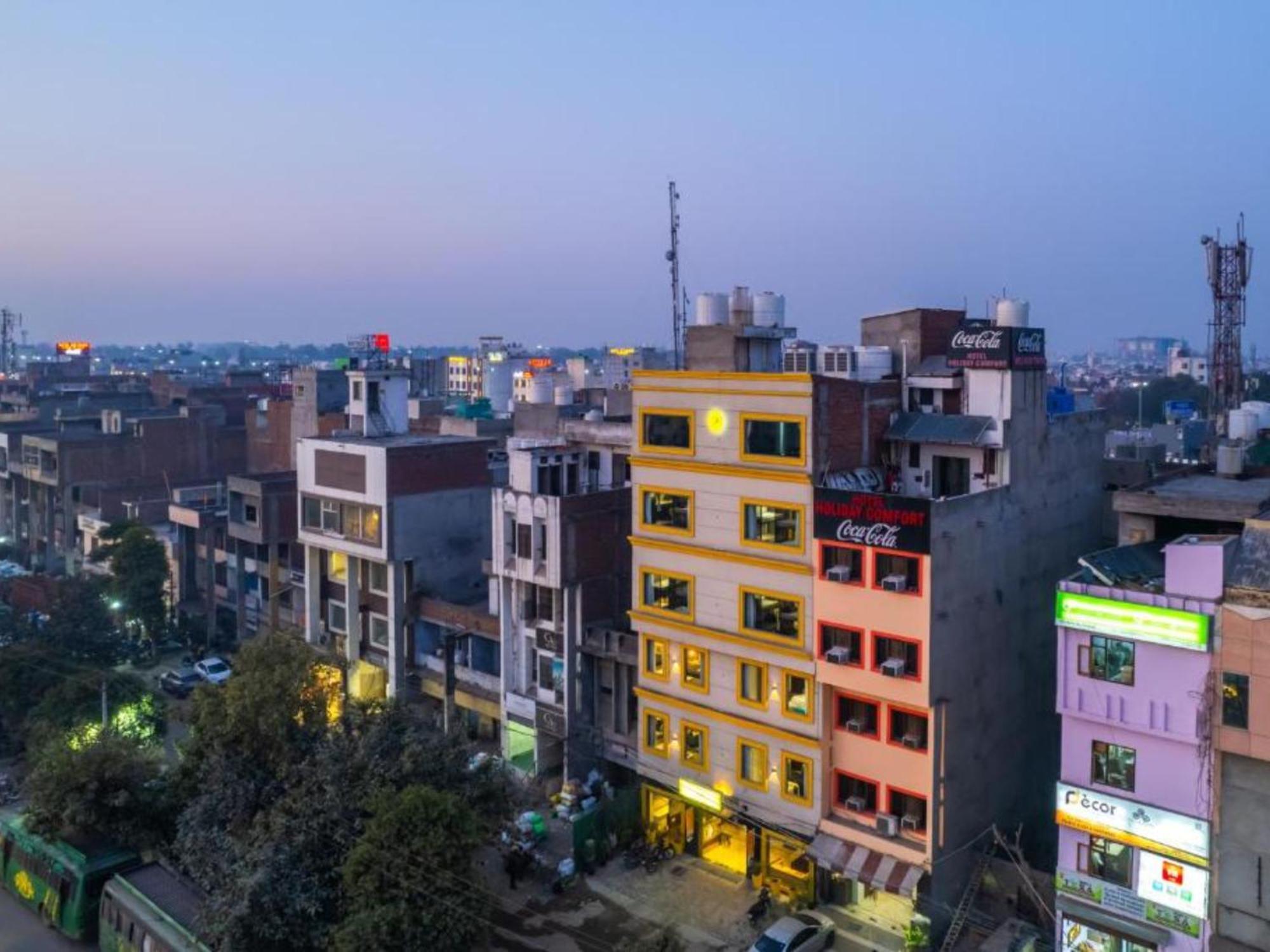 The Hosteller Amritsar, Near Golden Temple エクステリア 写真